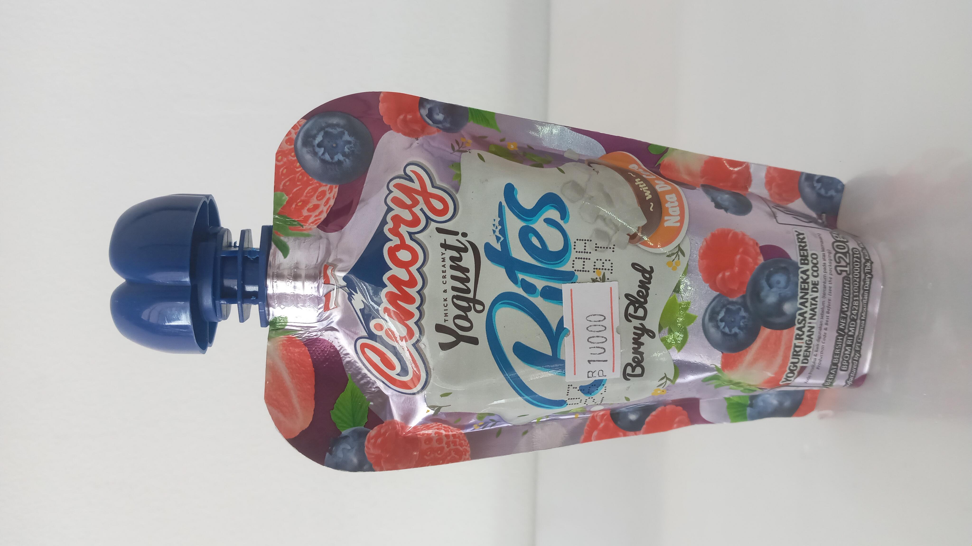 Cimory Yoghurt Bites Berry Blend